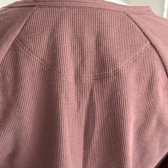 Eddie Bauer WR Stine’s Waffle Lace Rose  Rose Mauve Lace Detail Henley NWT SZ L - Picture 7 of 7